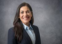 Portrait_Design_by_Esmeralda_Headshots_and Branding_Photography12