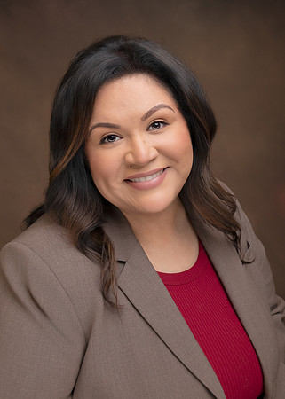 Portrait_Design_by_Esmeralda_Headshots_and Branding_Photography38