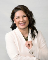 Portrait_Design_by_Esmeralda_Headshots_and Branding_Photography36