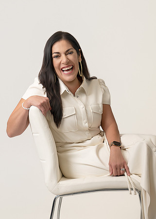 Portrait_Design_by_Esmeralda_Headshots_and Branding_Photography14