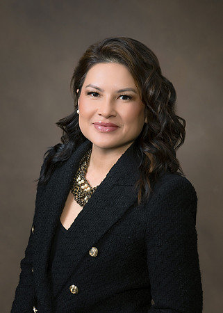 Portrait_Design_by_Esmeralda_Headshots_and Branding_Photography34