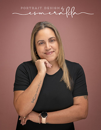 Headshot Portrait of a woman  woman who business Leander texas_DSC2100