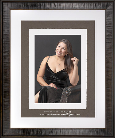 Mayra H&H 10x14 Solo Frame_Hand Scraped Smokey Grey Frame